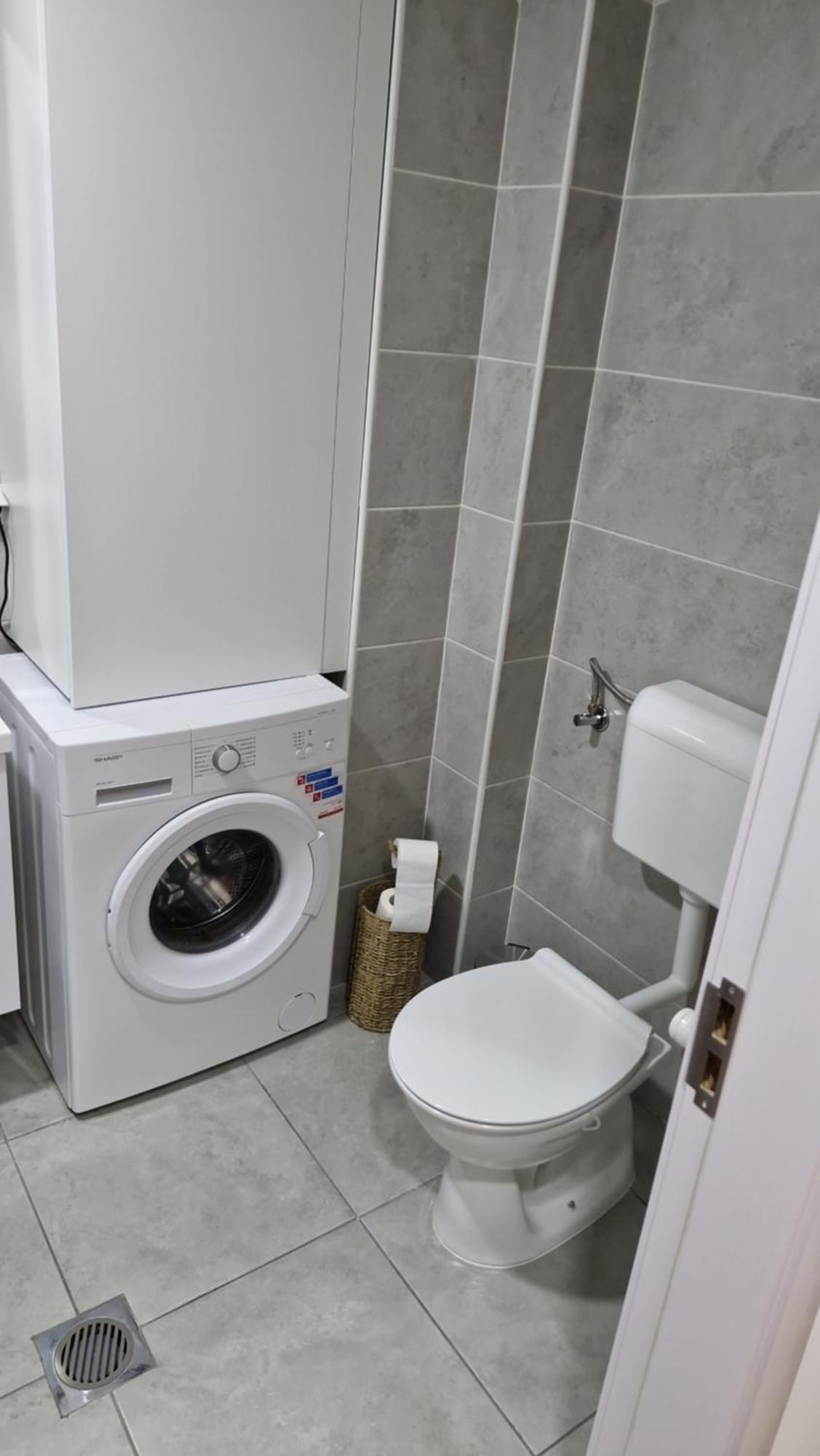 Finans2 Apartman Ruma község Kültér fotó